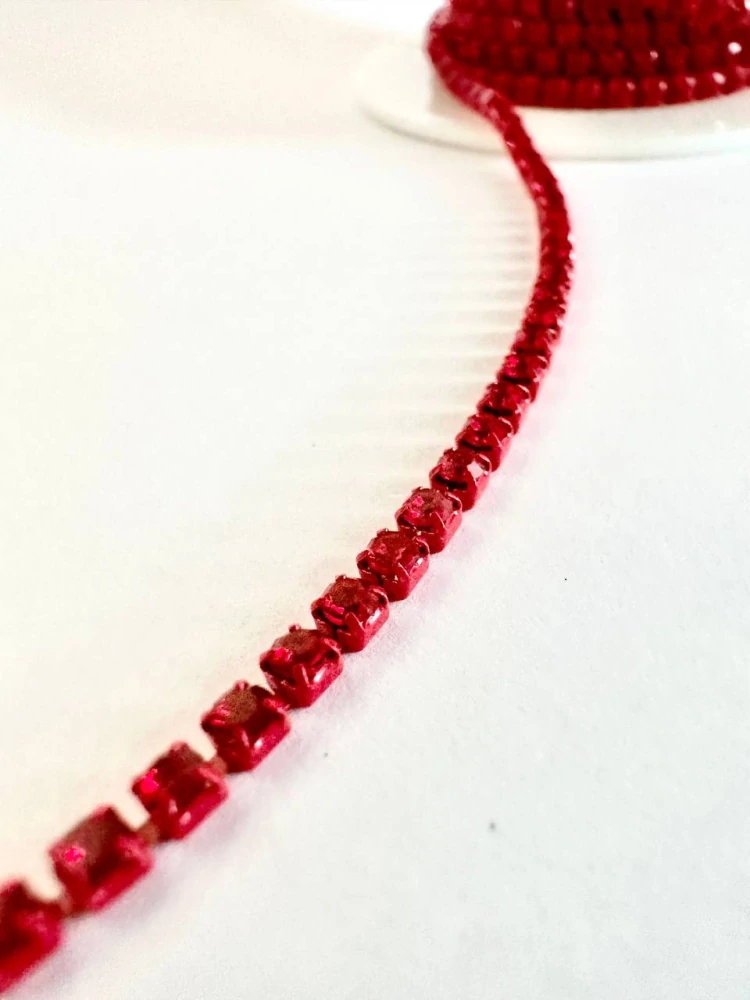 Štrasové řetízek 2.5 mm