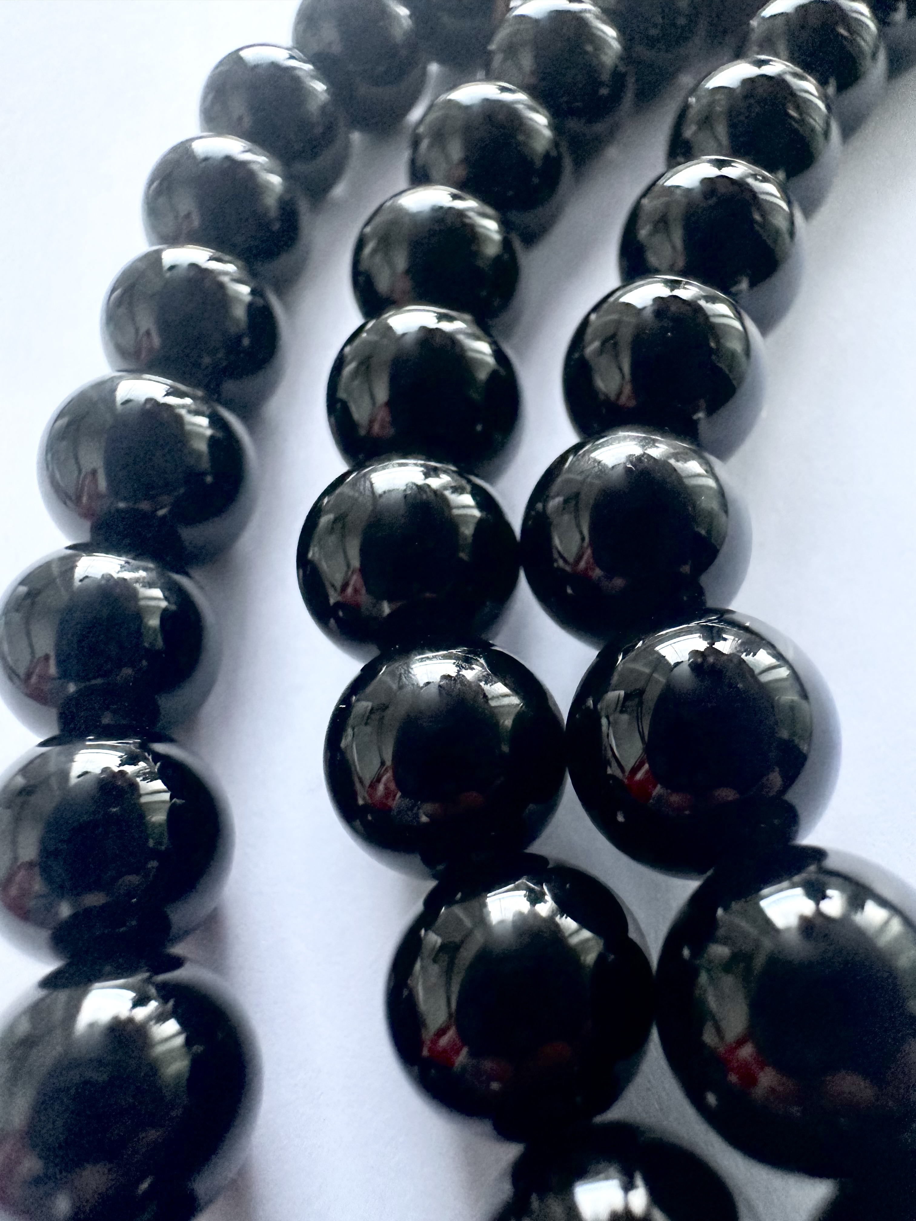 Onyx 8 mm šňůra 37-38 cm